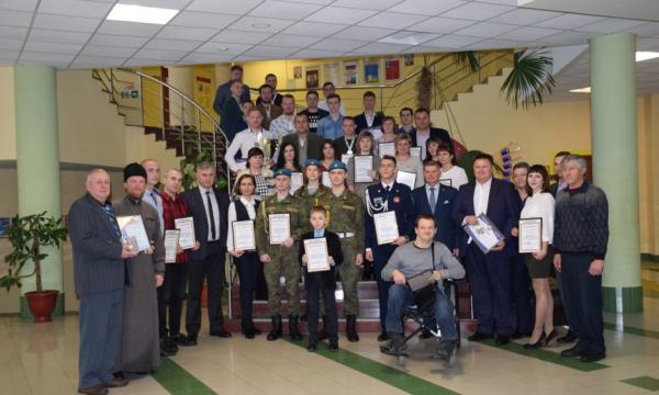 Около 40 молодых жителей Красногвардейского района получили благодарности и грамоты