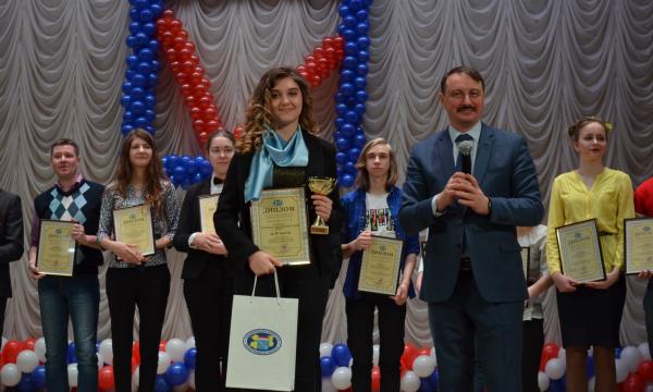 Молодые избиратели Ленинградской области доказали, что голосовать легко