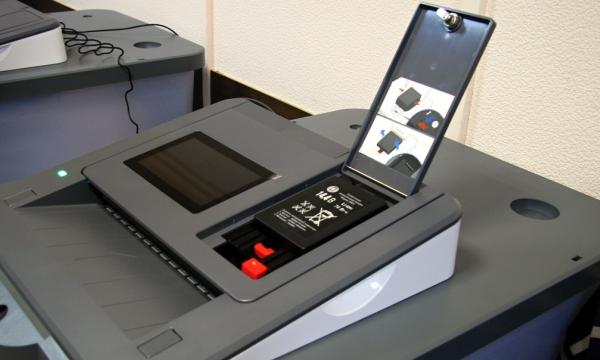 Профильный Комитет Госдумы поддержал законопроект о ручном пересчете голосов на выборах