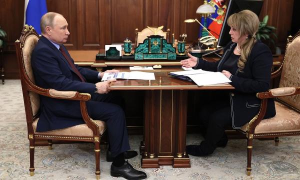 Встреча Президента Российской Федерации Владимира Путина с Председателем Центризбиркома Эллой Памфиловой