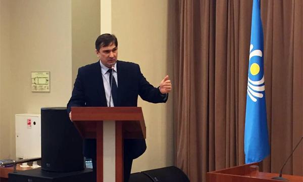 Максим Лесков: «молодёжные избирательные комиссии и электоральная культура в России»