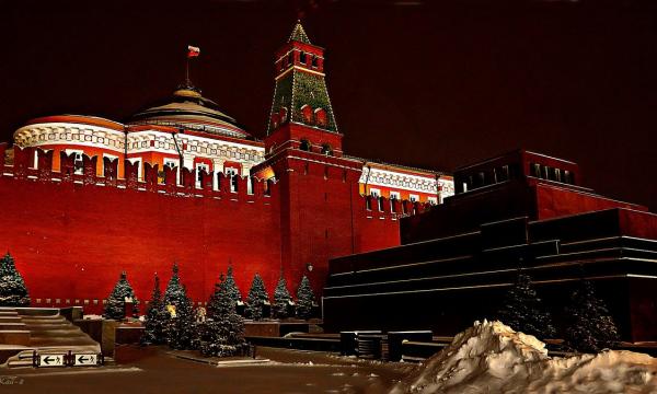 Референдум о захоронении Ленина могут провести после выборов-2018