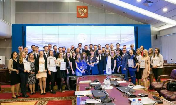 ЦИК России наградила волонтеров Российского фонда свободных выборов